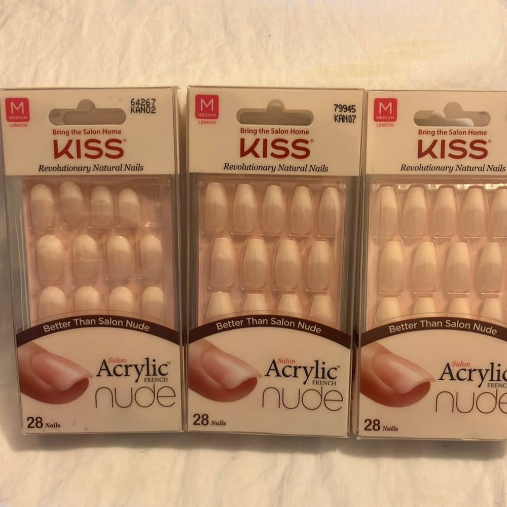 COPY - Kiss Revolutionary natural nail Acrylic French Nude 28 count #79945 #642…